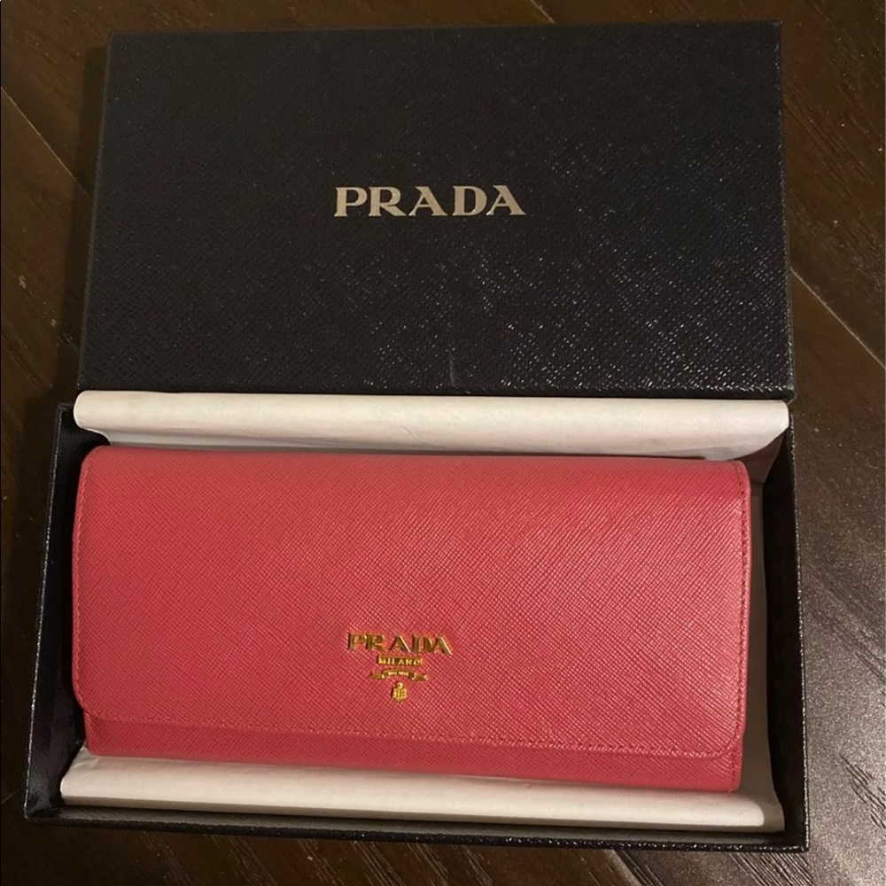 100% Authentic Prada Large Logo wallet